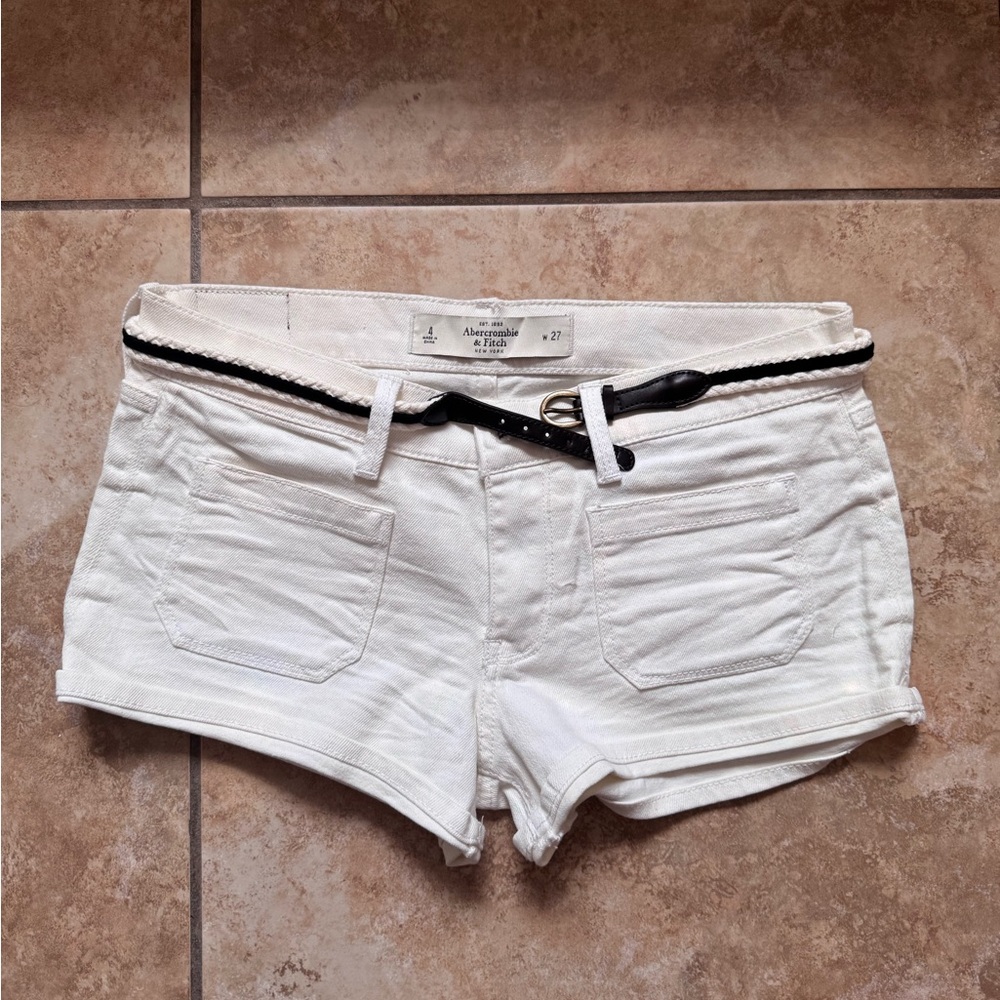 Abercrombie & Fitch White Jean Shorts with Black Belt